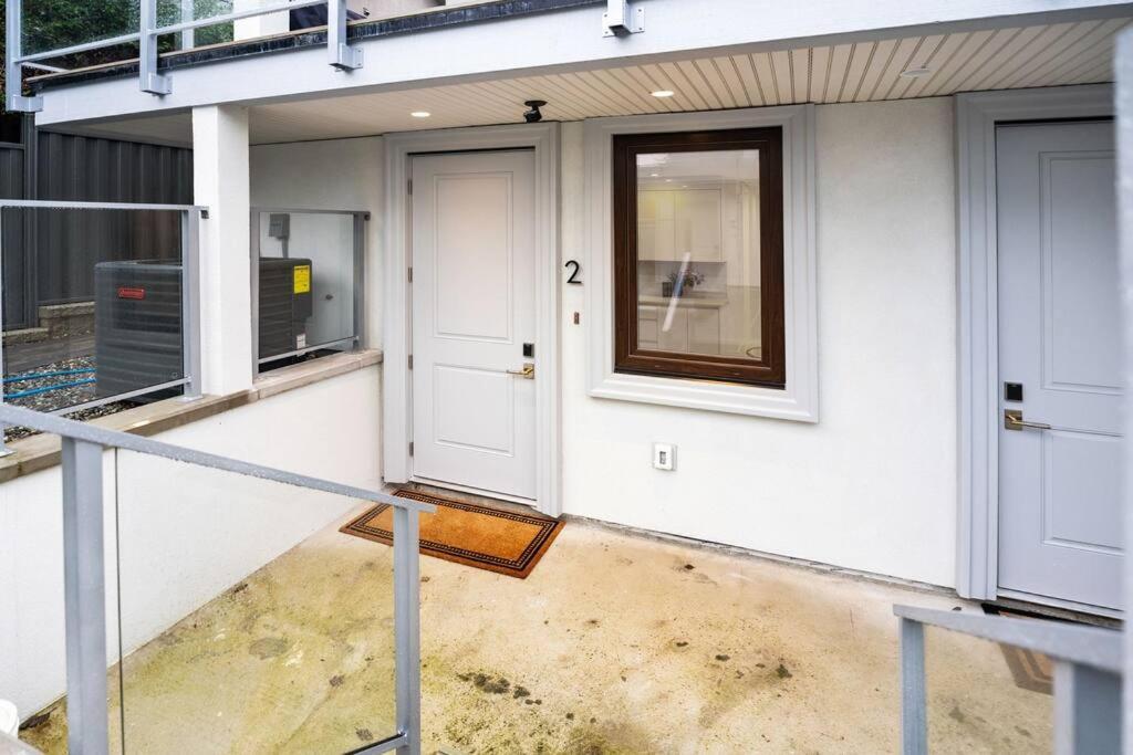 וונקובר Brand New 2 Bedroom Point Grey Getaway מראה חיצוני תמונה