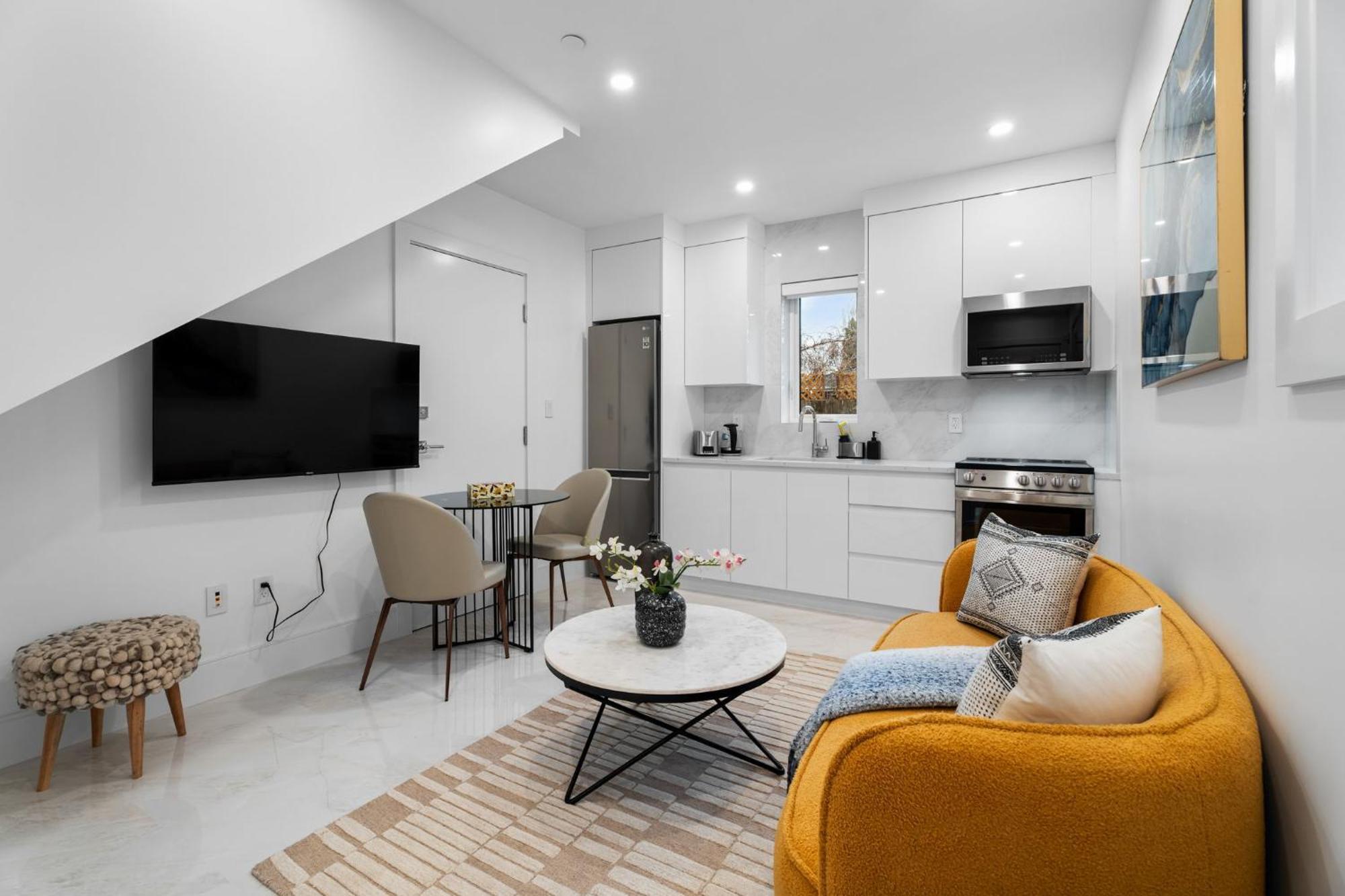 וונקובר Brand New 2 Bedroom Point Grey Getaway מראה חיצוני תמונה